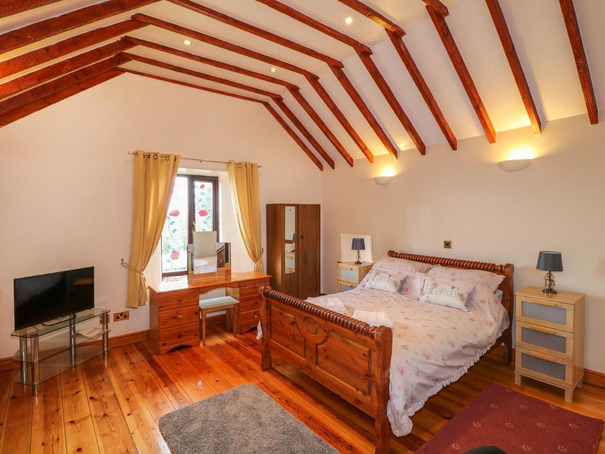 Riber View Barn, Chesterfield Exterior foto